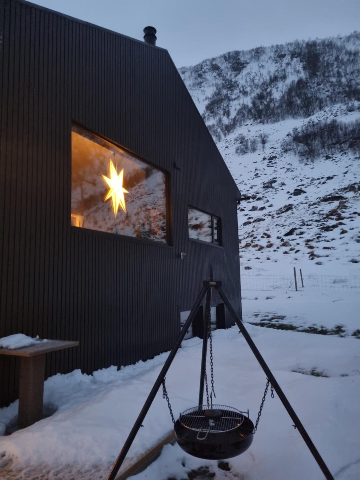 Villa Walter Lofoten With Sauna Kvalnes  Bagian luar foto