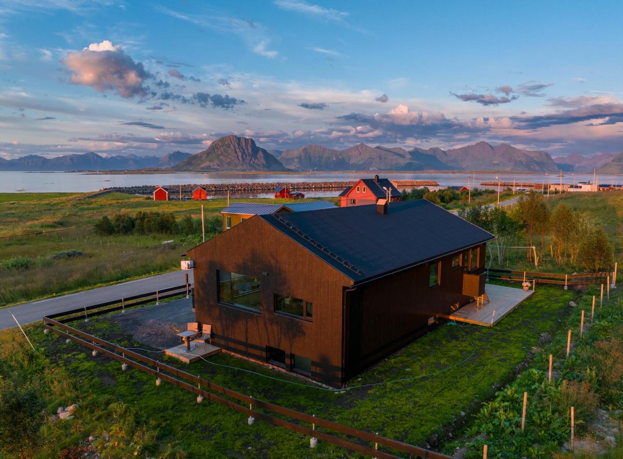 Villa Walter Lofoten With Sauna Kvalnes  Bagian luar foto