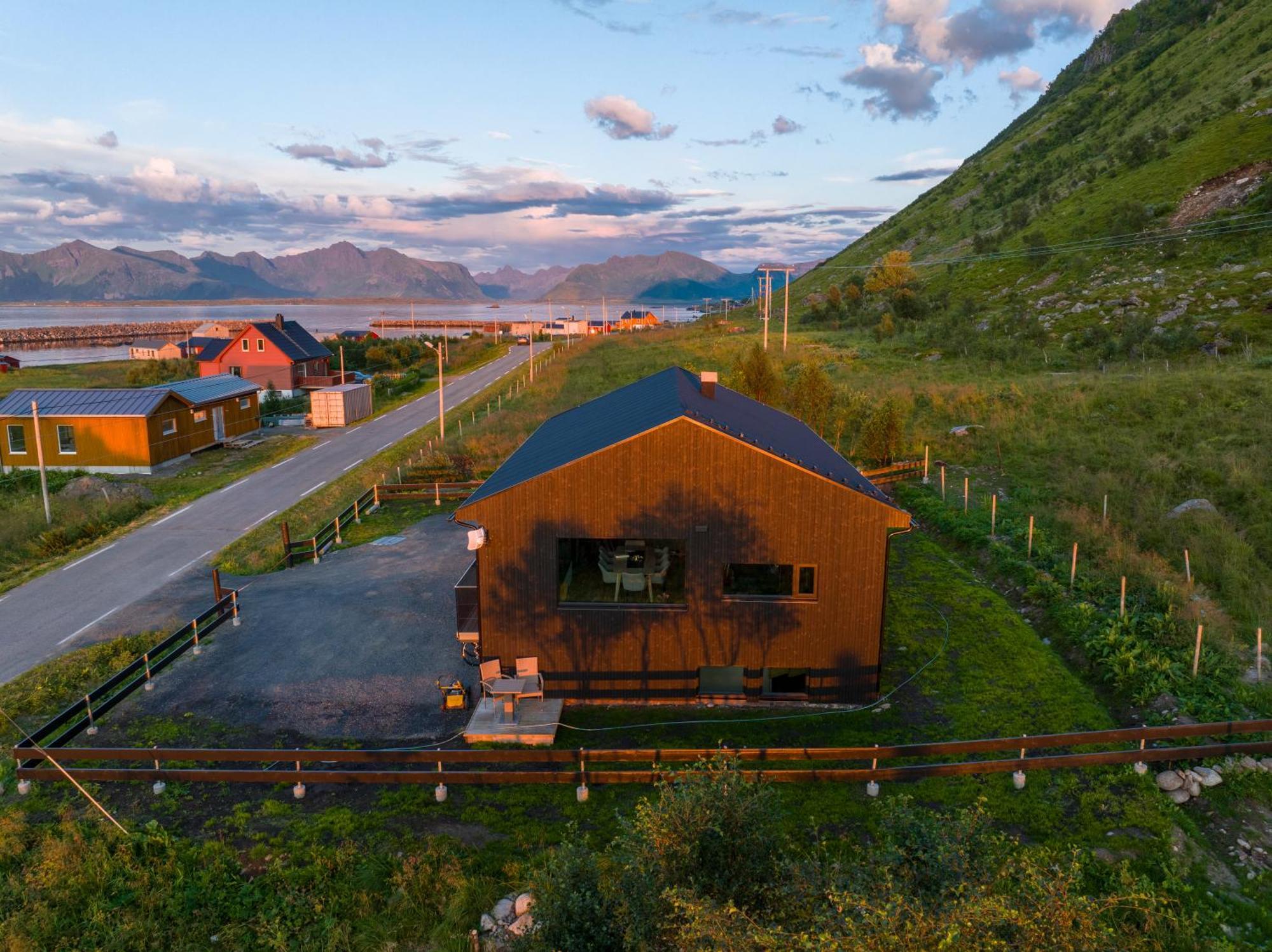 Villa Walter Lofoten With Sauna Kvalnes  Bagian luar foto